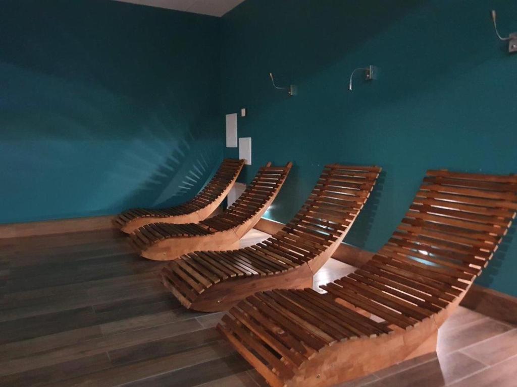אוסטרוני מורסקי Dwie Sosny Apartamenty Przy Plazy - Sauna, Jacuzzi, Silownia, Bawialnia - 365Pam מראה חיצוני תמונה