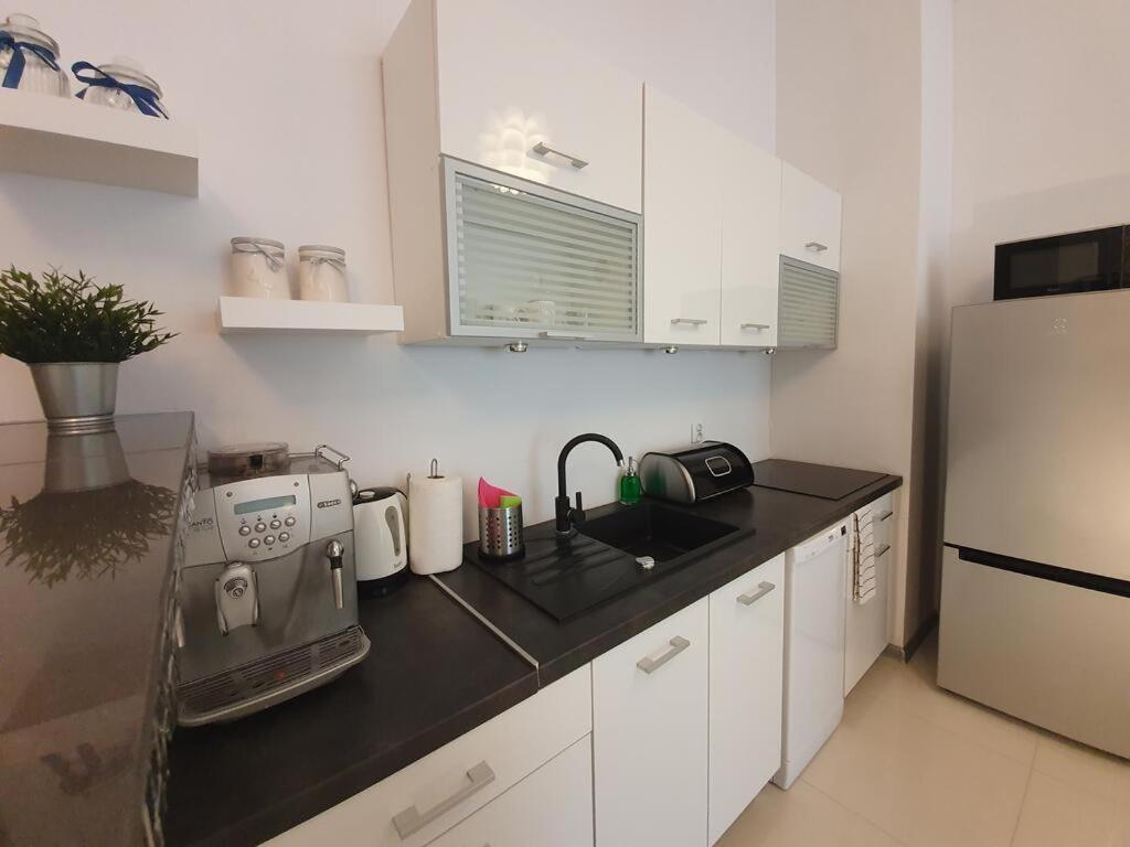 אוסטרוני מורסקי Dwie Sosny Apartamenty Przy Plazy - Sauna, Jacuzzi, Silownia, Bawialnia - 365Pam מראה חיצוני תמונה